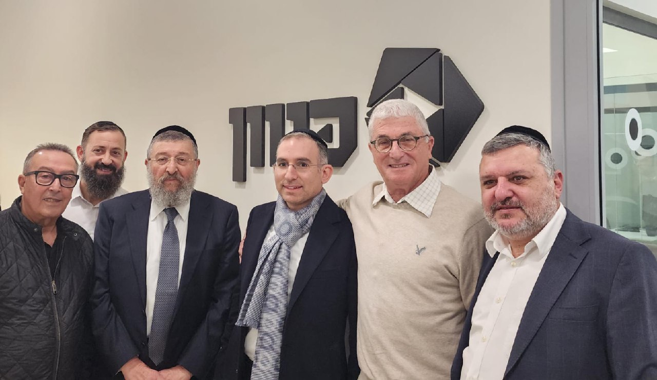 תנופה לעיר נתיבות - שר העבודה יואב בן צור, מנכ״ל המשרד ישראל אוזן ונציגי ש״ס חנכו את מרכז כיוון החדש בעיר