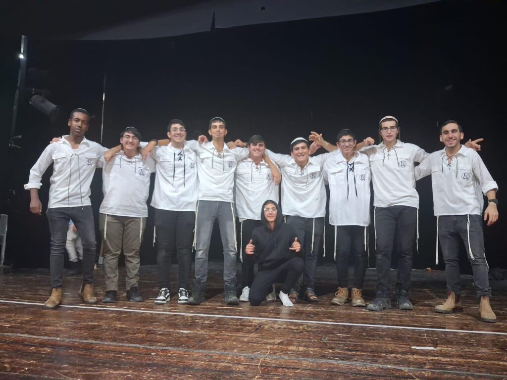 חודש ארגון היסטורי בסניף אריאל בנים נתיבות 2