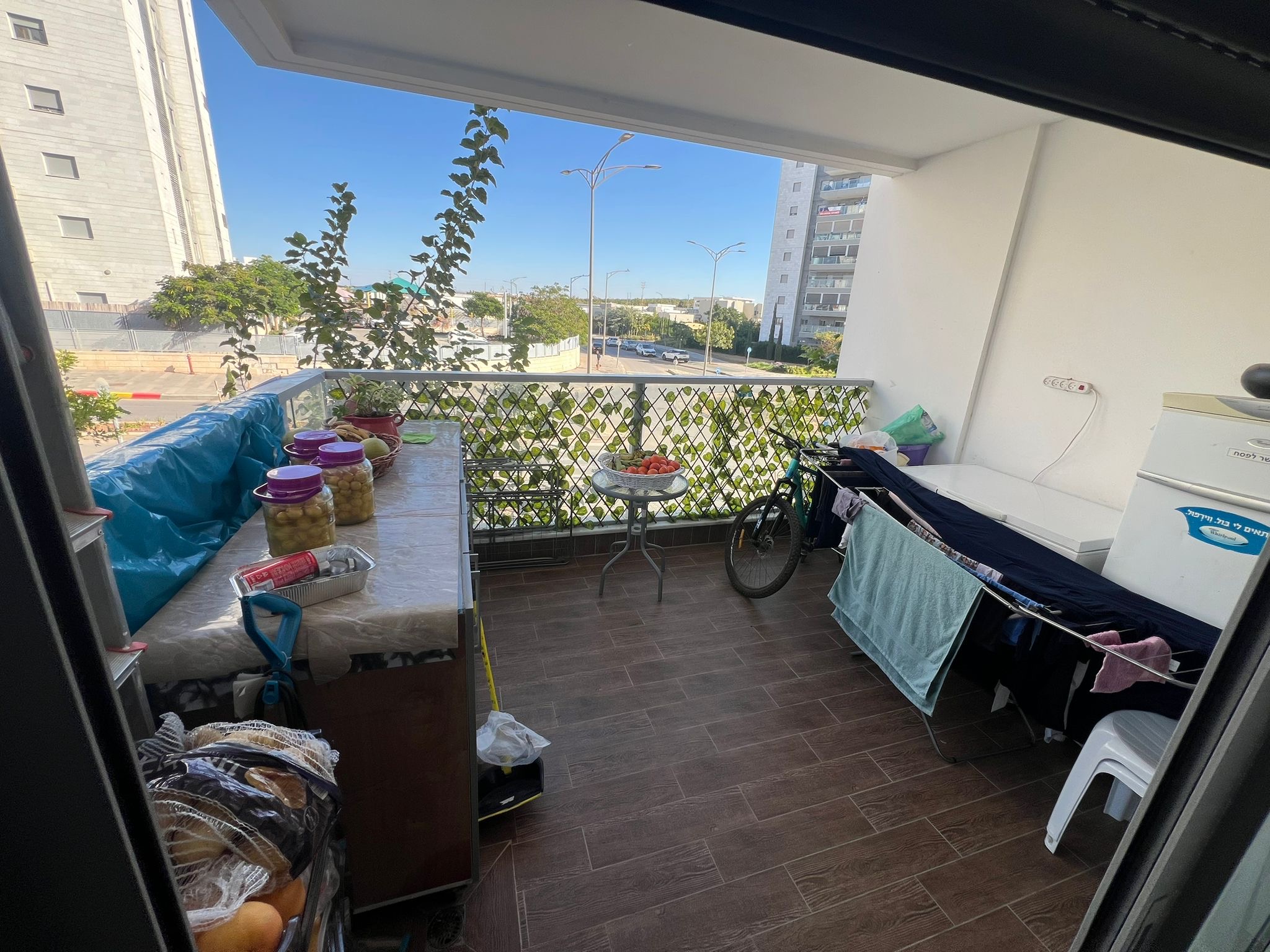 למכירה דירת 5 חד מרווחת קומה 1 בנווה שרון