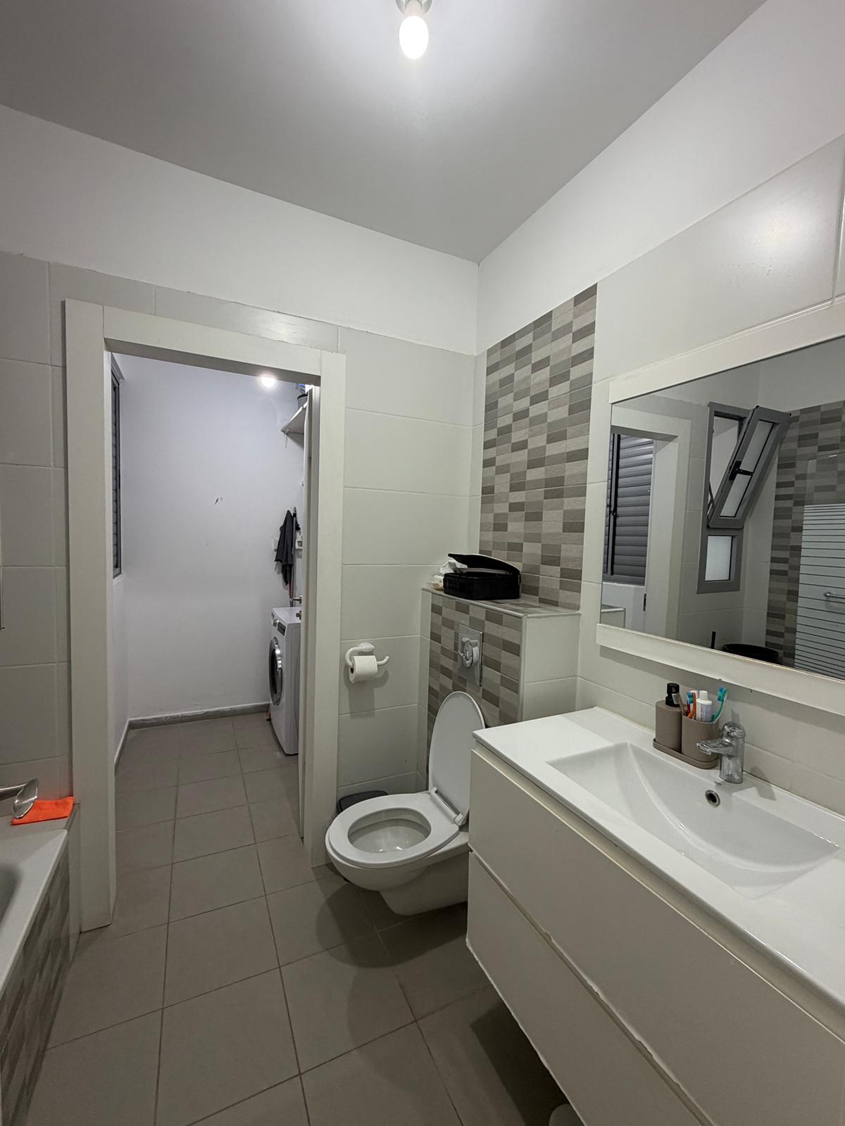 להשכרה דירת 4 חד בשכונת החורש