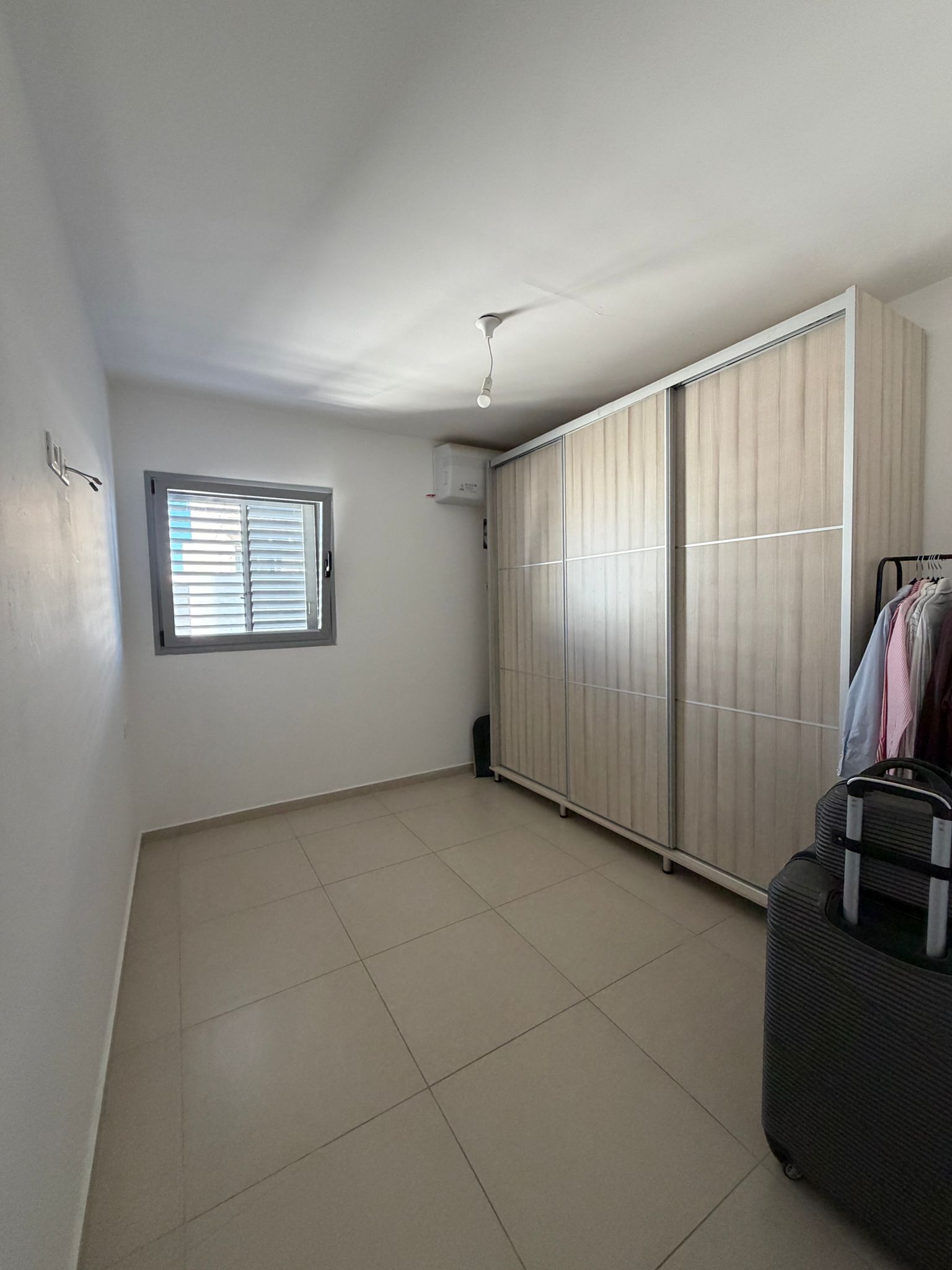 להשכרה דירת 4 חד בשכונת החורש