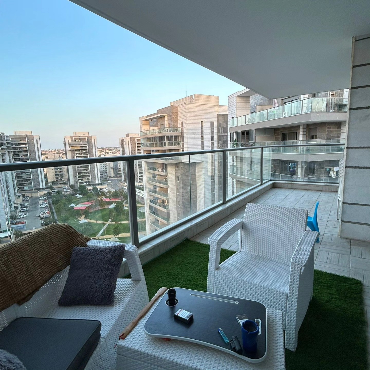 למכירה מיני פנטהאוז 4 חדרים במנהטן מערב נתיבות