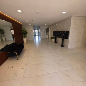 להשכרה דירת 5 חדרים ענקית בנווה שרון נתיבות