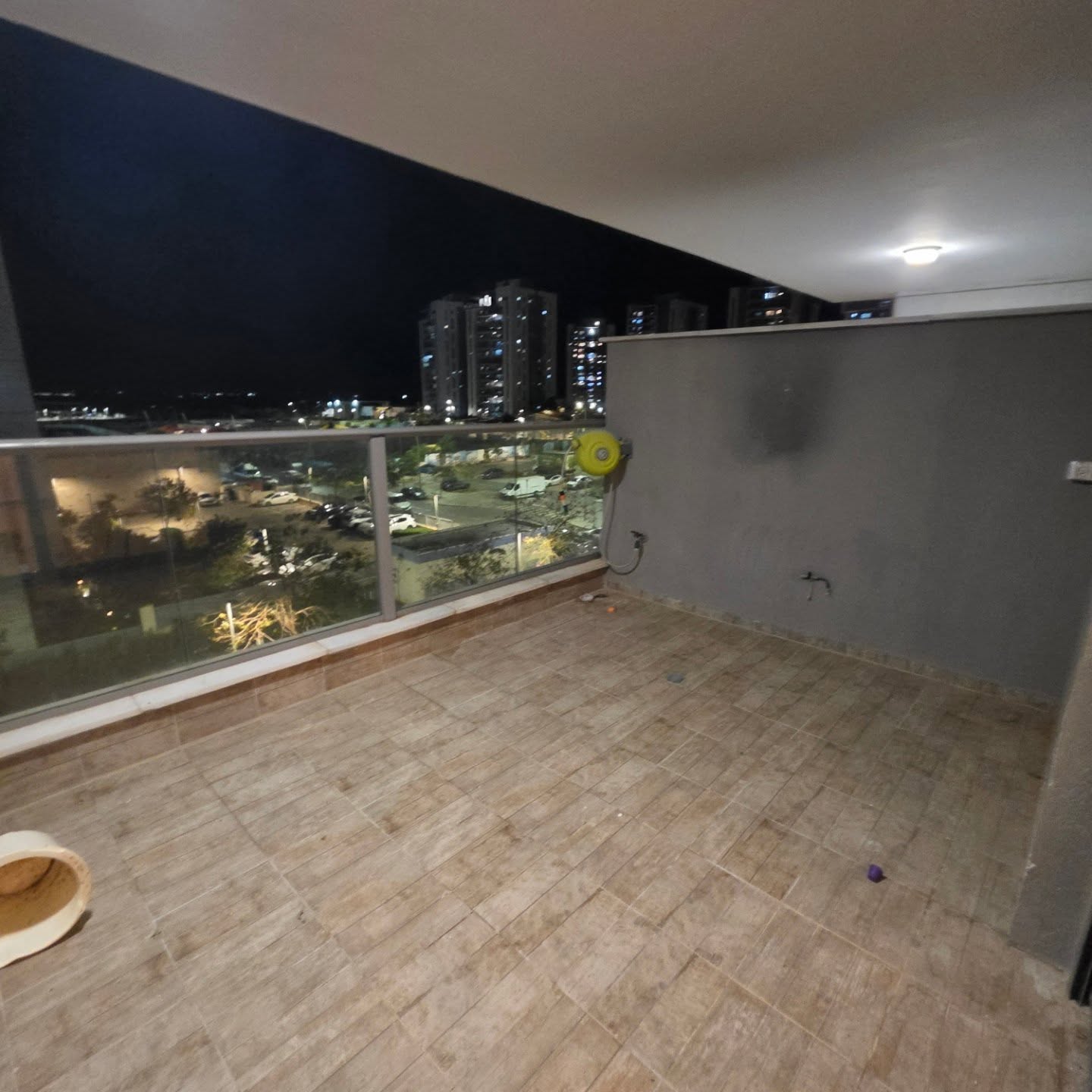 להשכרה בנתיבות דירת.5 חדרים במנהטן