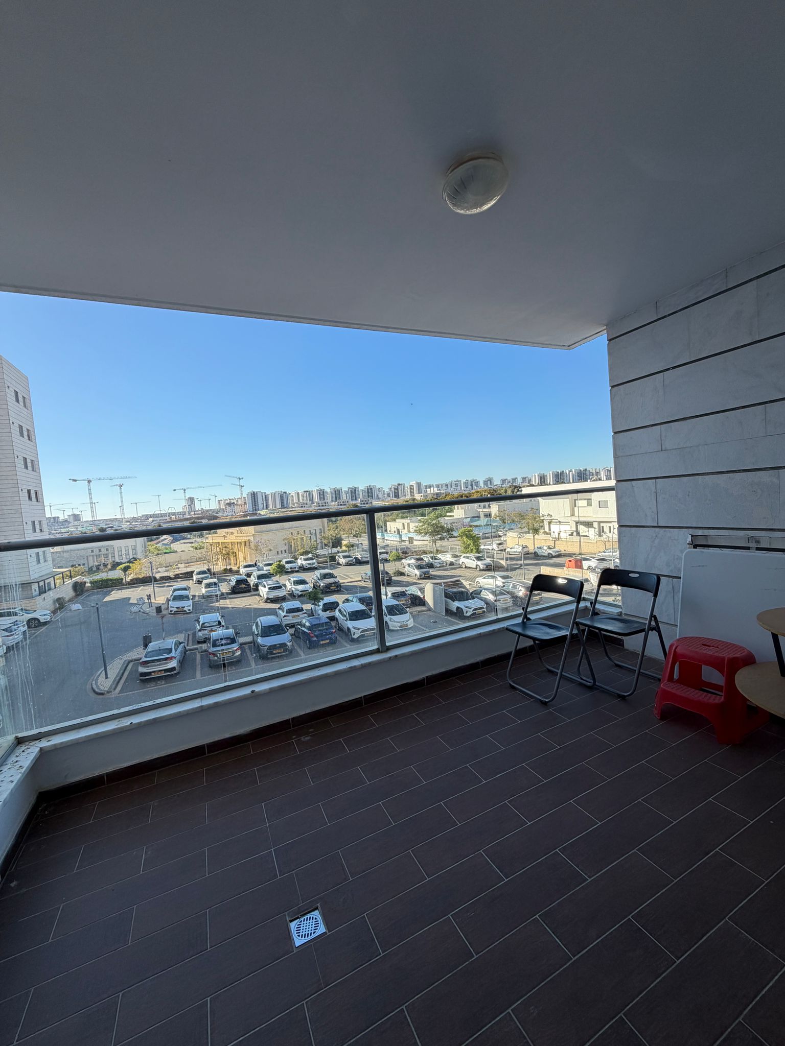 להשכרה דירת 4 חד בשכונת החורש