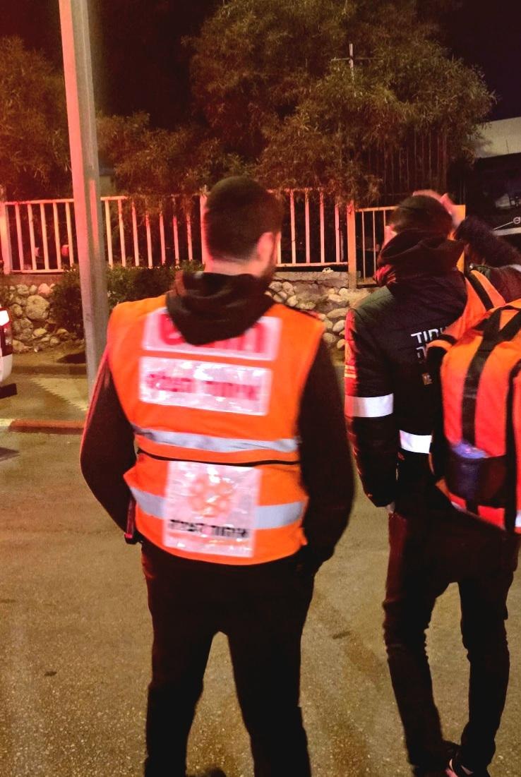 שריפה במפעל בנתיבות: שני צעירים נפגעו משאיפת עשן במצב קל