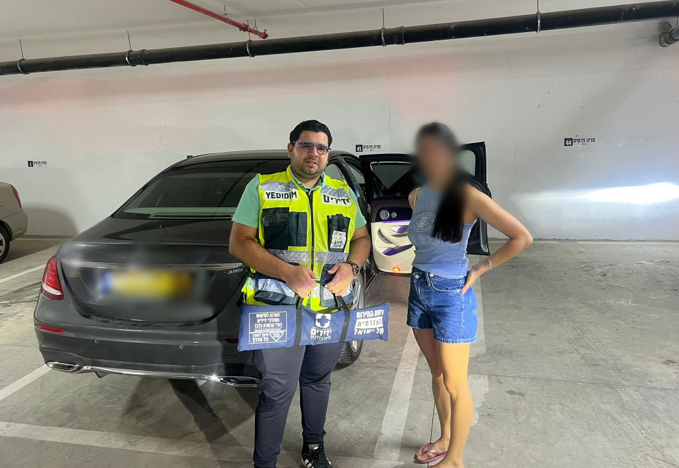 נתיבות: תינוקת ננעלה ברכב וחולצה בשלום ע"י מתנדבי ידידים