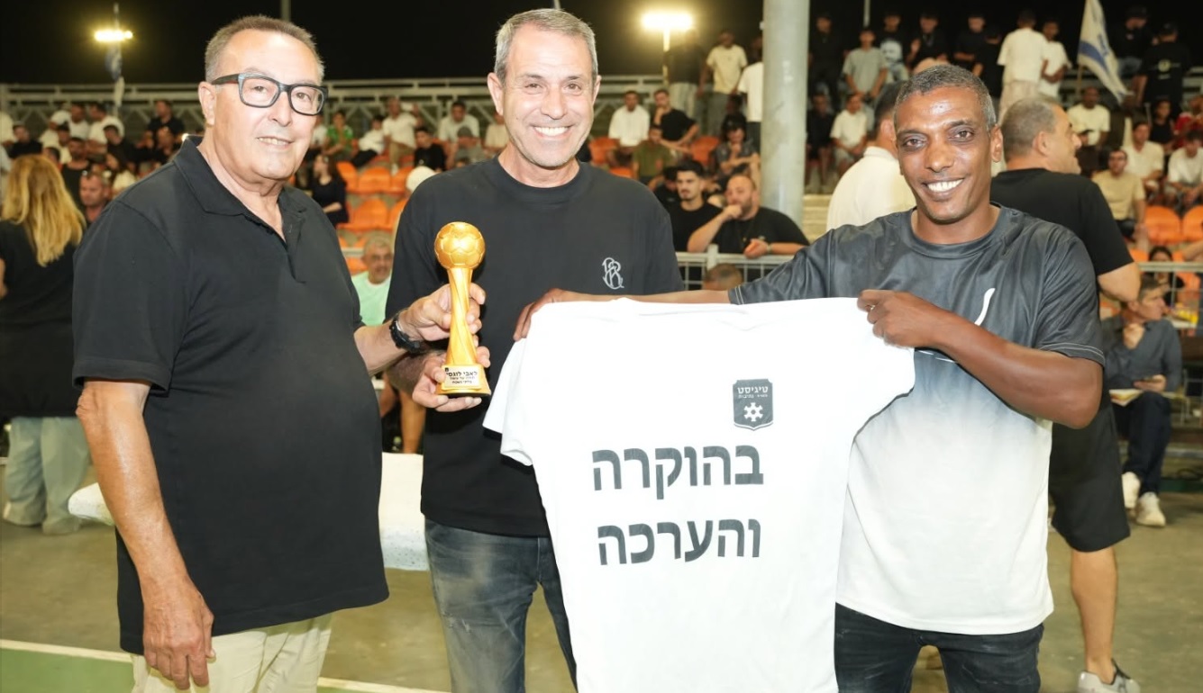 "נזרי גידולי עופות" אלופת טורניר הקטרגל 2026 בנתיבות